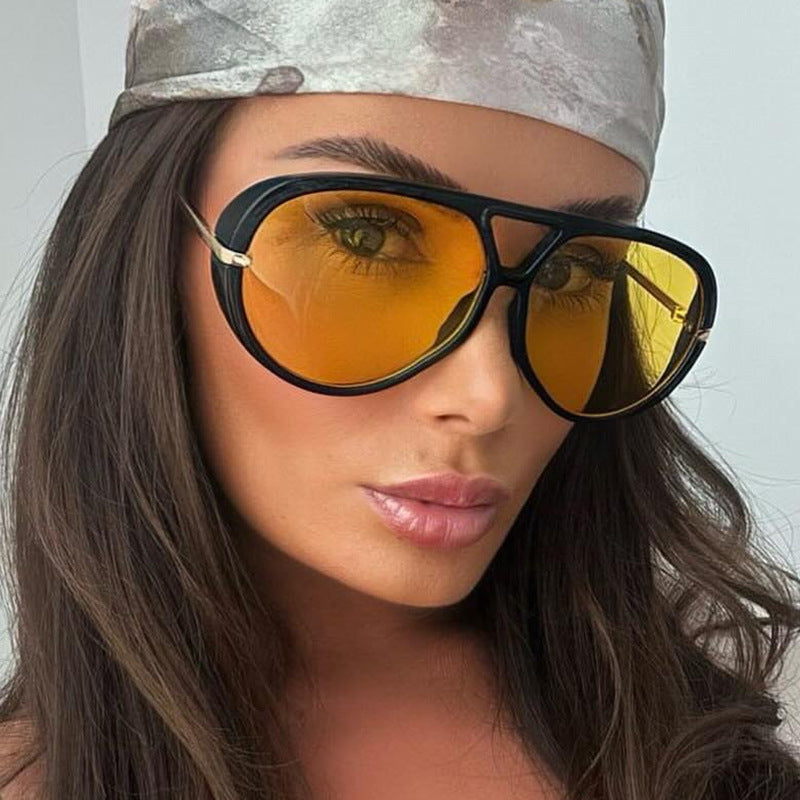 Women's fashionable large sunglasses with elegant frame and protective lenses Bowlift