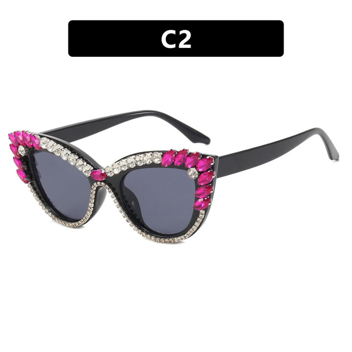 Women's extravagant Cat-Eye sunglasses with sparkling rhinestone embellishment Bowlift