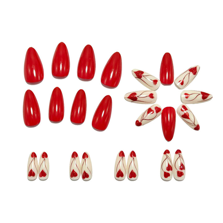 Art nails in elegant heart design Bowlift