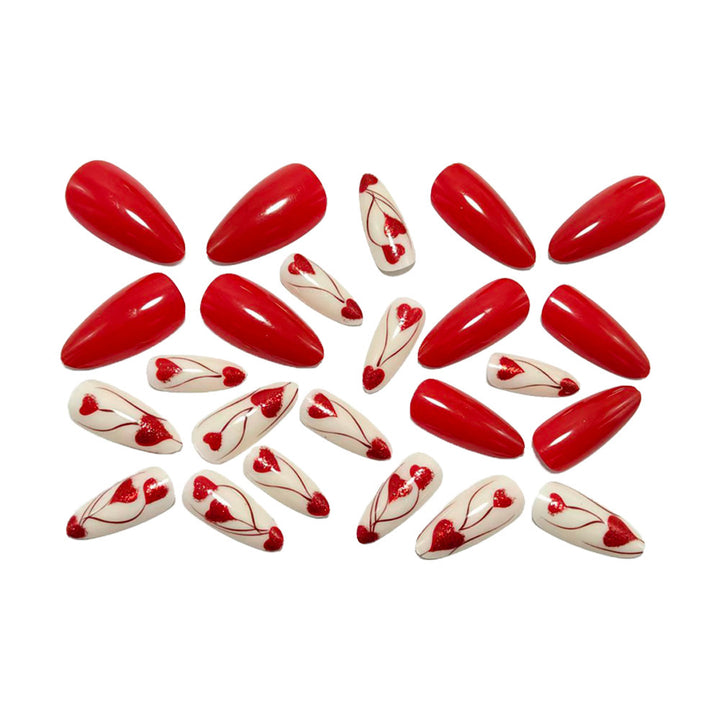 Art nails in elegant heart design Bowlift