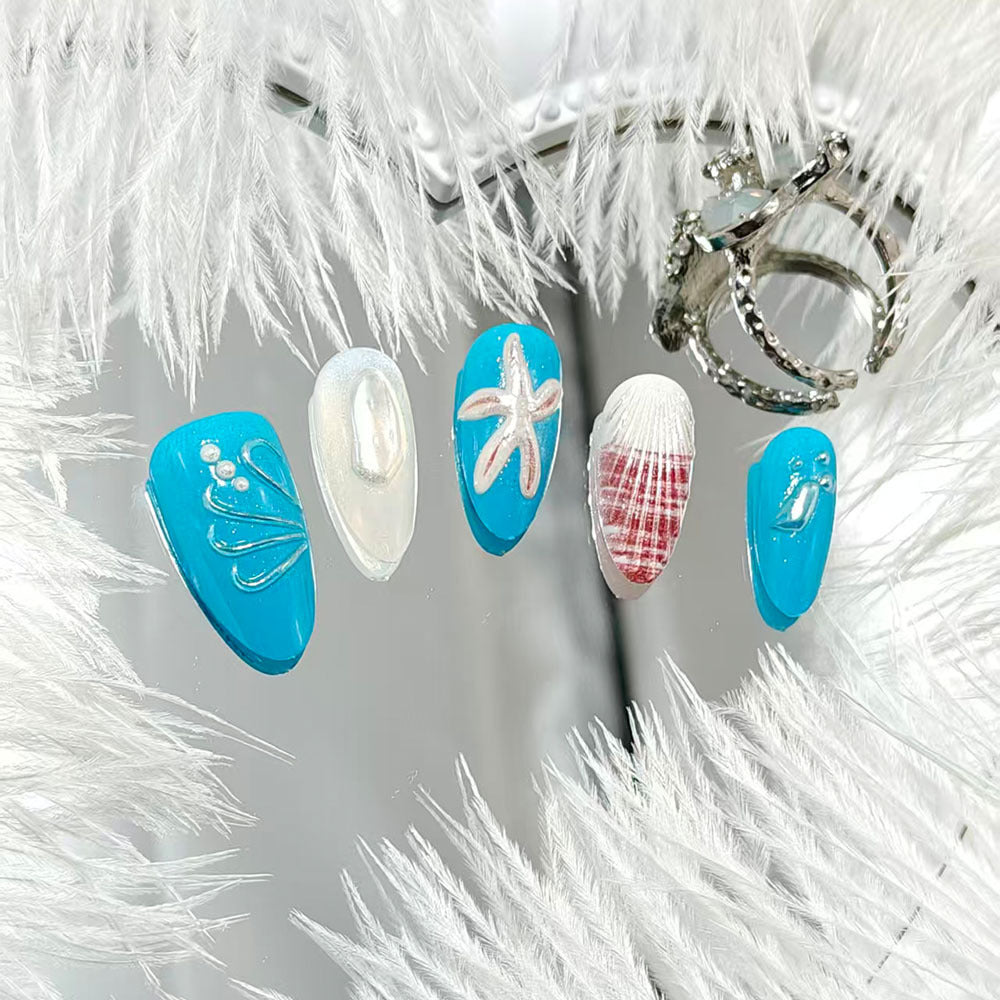Maritime-style artificial nails Bowlift