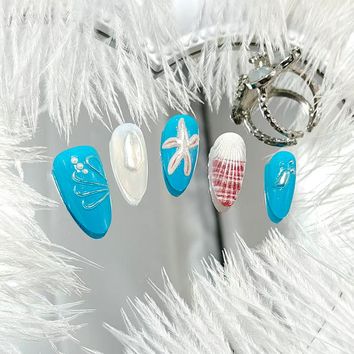 Maritime-style artificial nails Bowlift