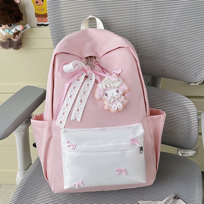 Playful backpack with elegant applications Bowlift