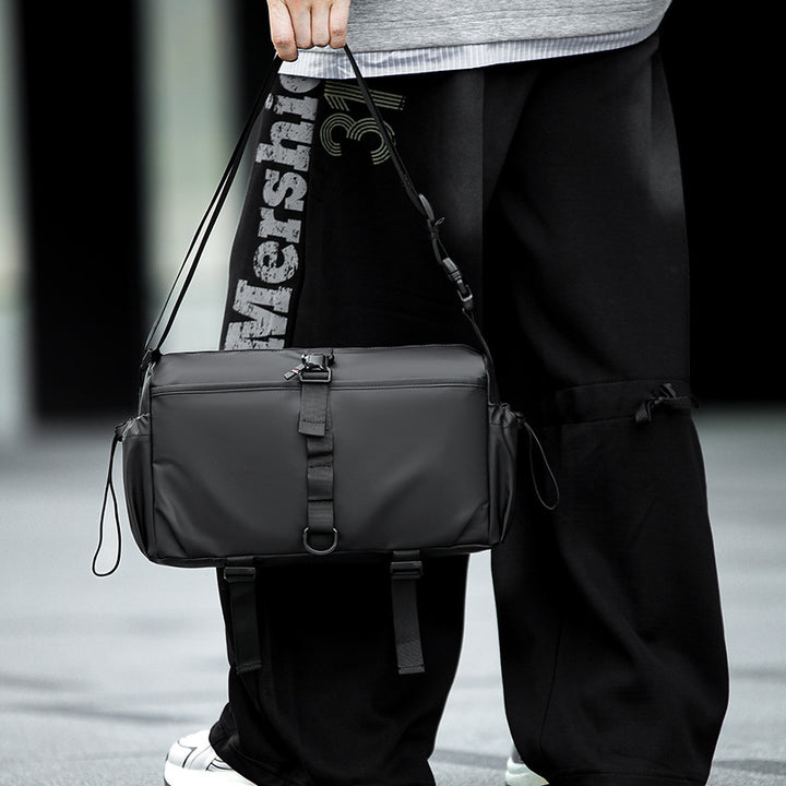 Versatile Urban Messenger Bag Bowlift