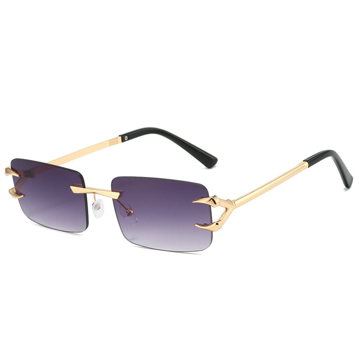 Women's futuristic sunglasses with innovative frame and weather-resistant lenses Bowlift