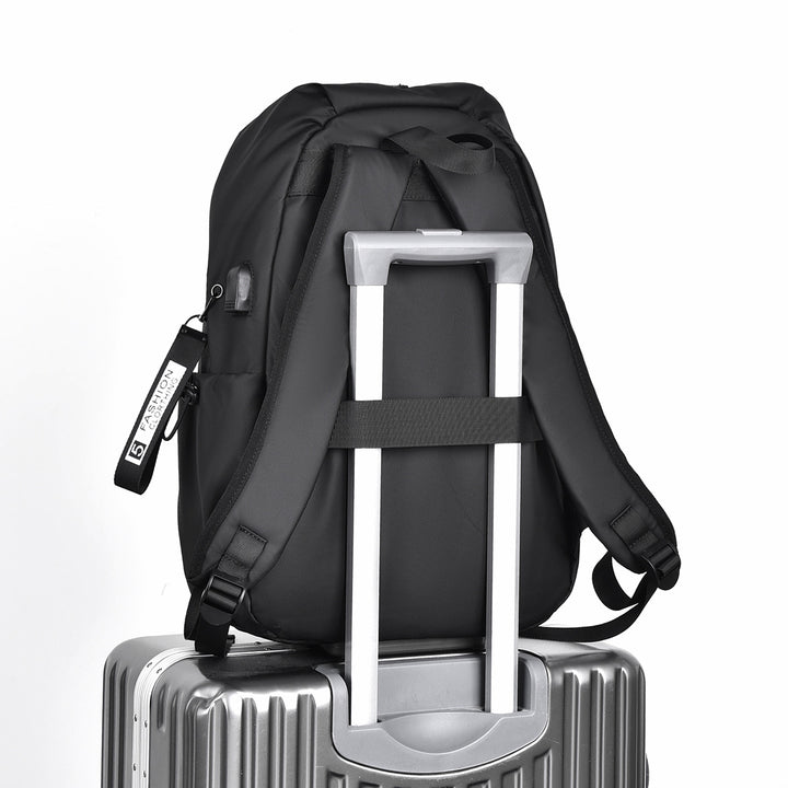 Versatile Tech-Ready Backpack Bowlift