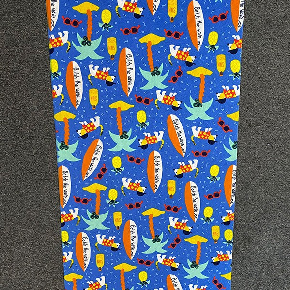 Beach towel with tropical flamingo design Bowlift