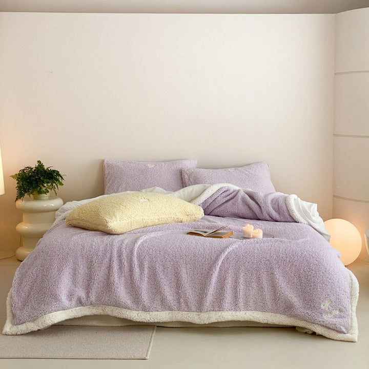 Cozy Sherpa blanket with reversible fleece lining