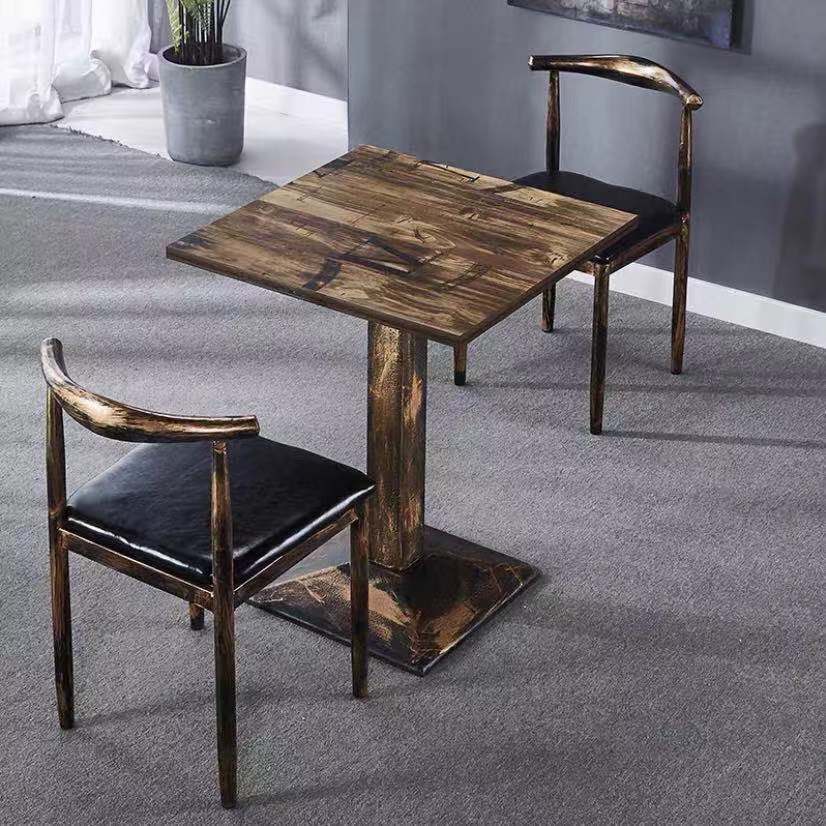 Vintage dining table with custom license plate design Bowlift