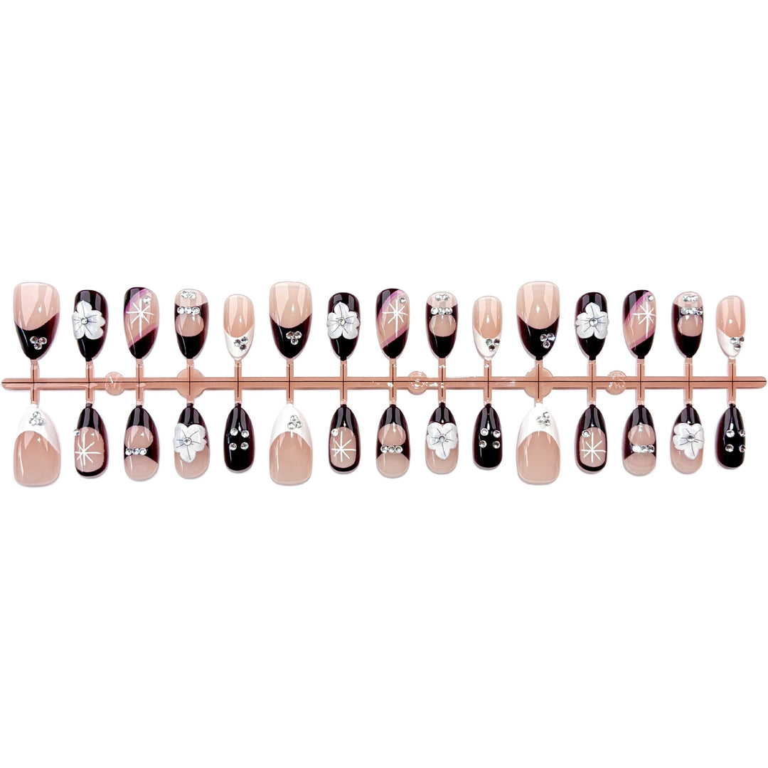 Elegant Press-On Nail Art Set 1790745833