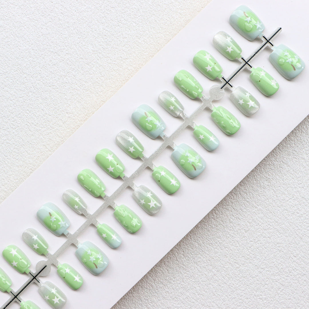 Starry Themed Press-On Nail Set Bowlift