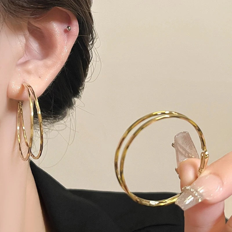 Fashion earrings Bowlift