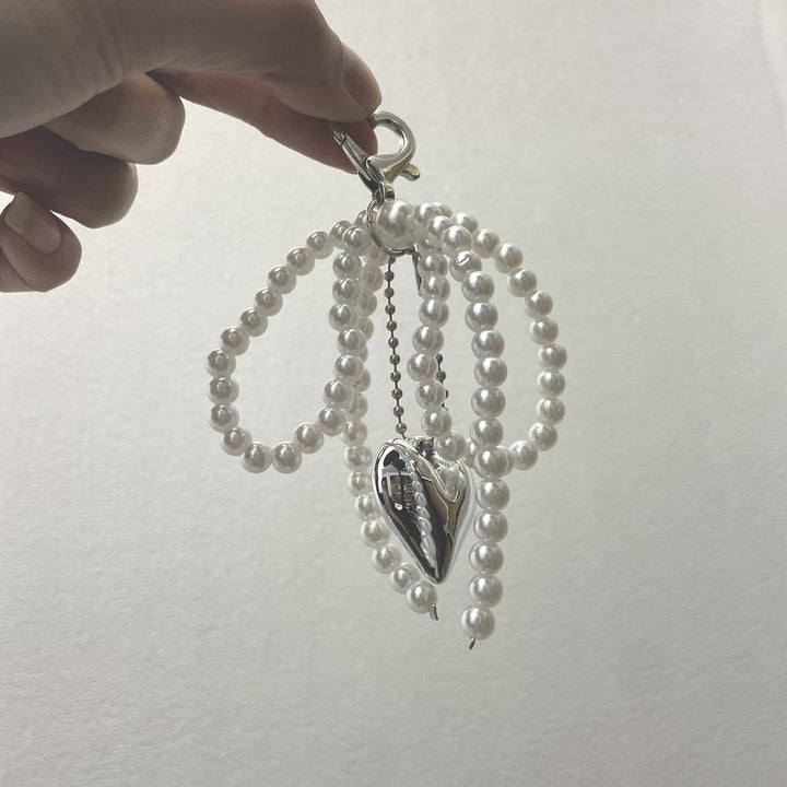 Elegant Pearl Bow Keychain Bowlift