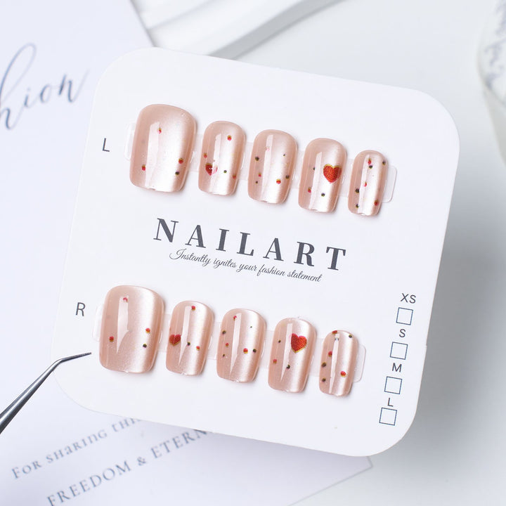 Artificial nails with elegant ombre finish Bowlift