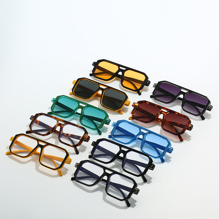 Ladies fashionable sunglasses in modern octagonal design Bowlift