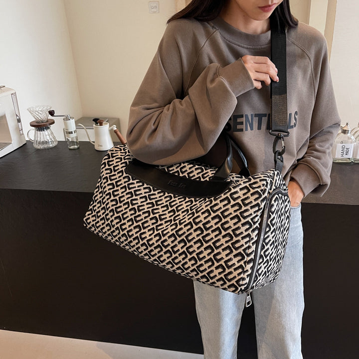Elegant Patterned Travel Duffle Bowlift