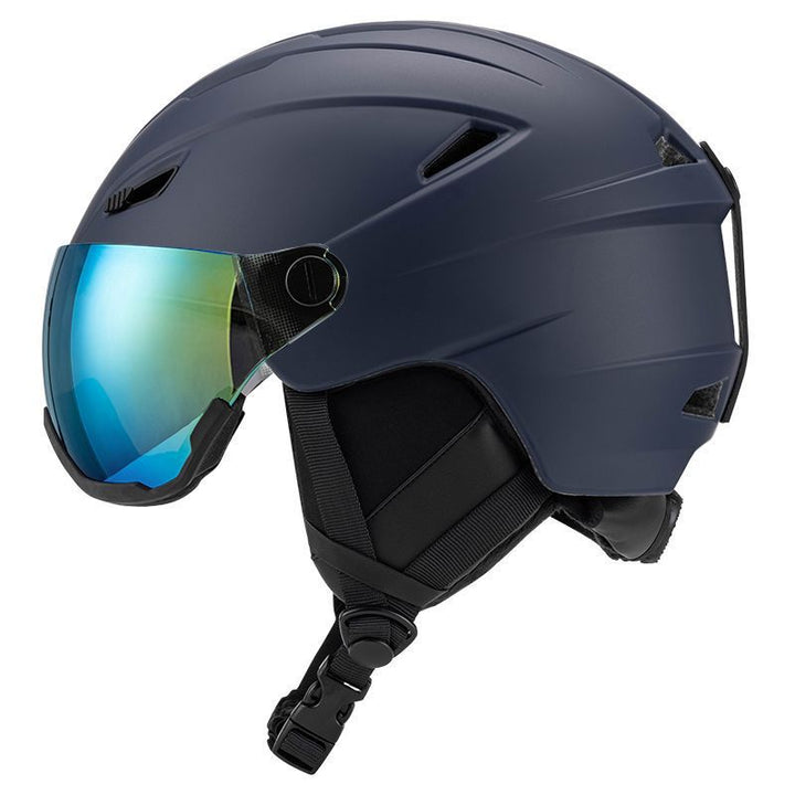 High-Performance Skiing Helmet with Integrated Visor Bowlift