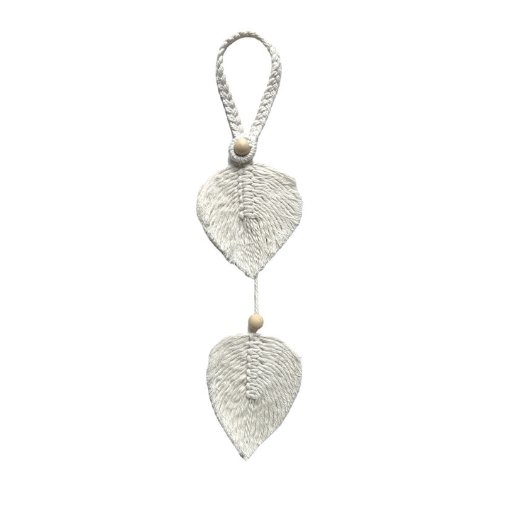 Decorative Leaf Keychain Bowlift