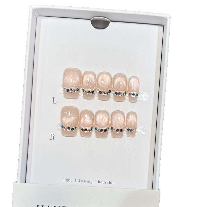 Elegant Reusable Press-On Nail Set with Rhinestone Accents Bowlift