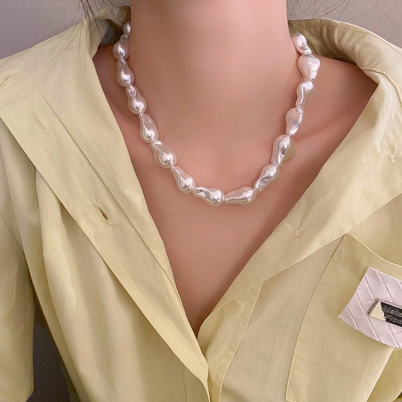 Pearl Necklace with Irregular Design Bowlift