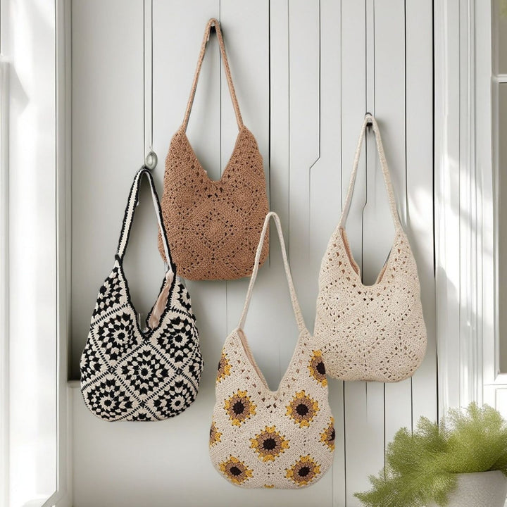 Crocheted Shoulder Bag Bowlift
