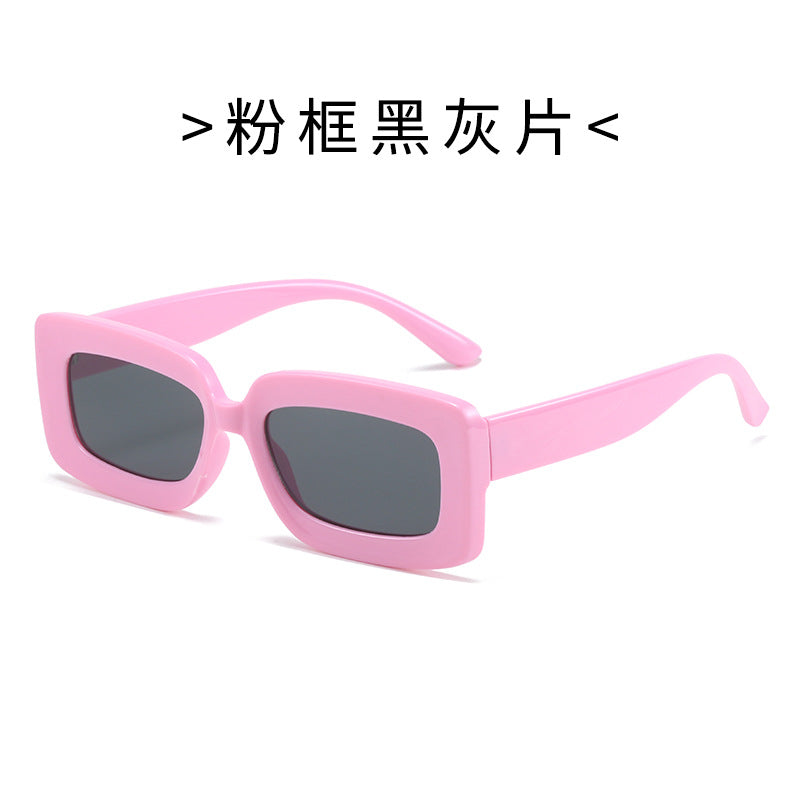 Women's Fashion Turtle Sunglasses with Rectangular Frame and Gradient Lenses Bowlift