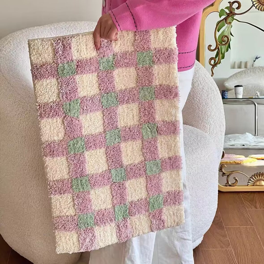 Cozy Checkered Shaggy Bath Mat Bowlift