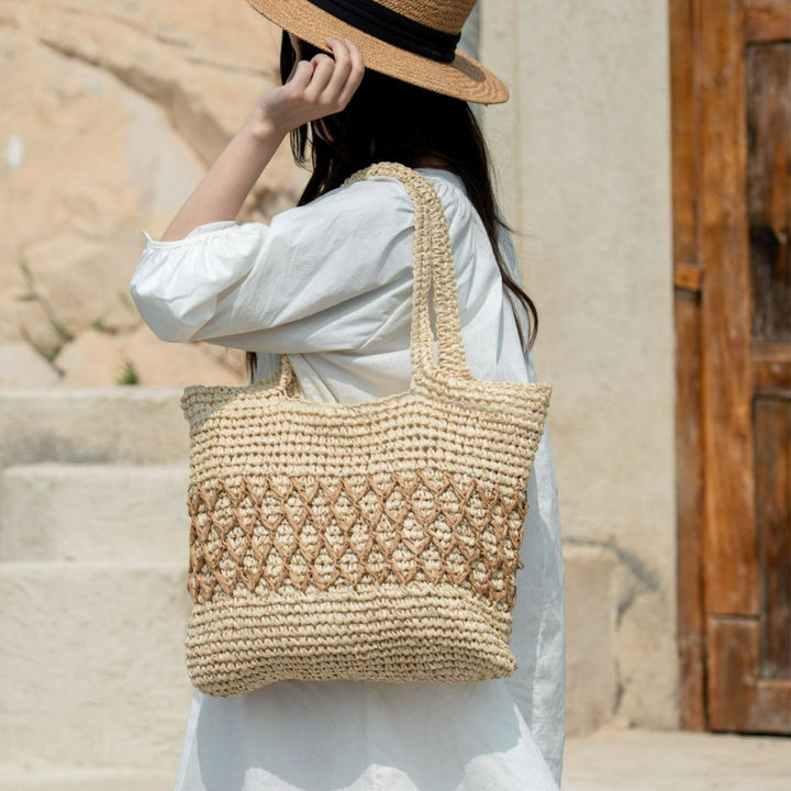 Handwoven shopping bag with decorative pattern Bowlift