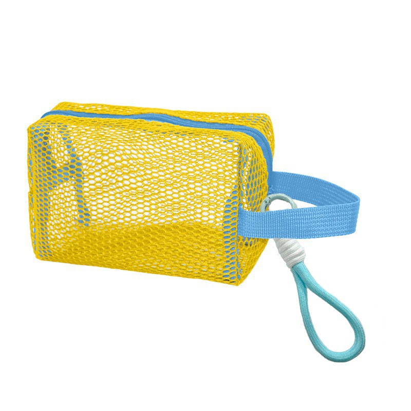 Versatile Beach Bag In Airy Mesh Design Bowlift