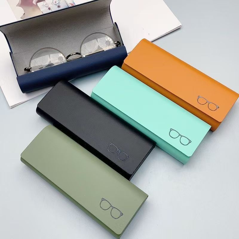 Slim Magnetic Folding Eyeglass Case Bowlift
