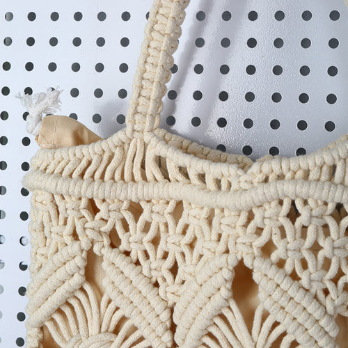 Handcrafted macrame bag with tassels Bowlift