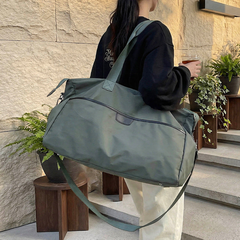 Versatile Lightweight Gym Duffle Bag Bowlift