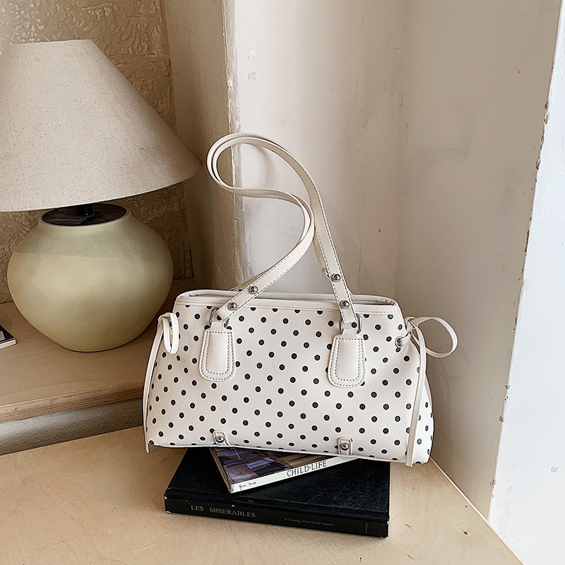 Trendy Polka Dot Handbag Bowlift