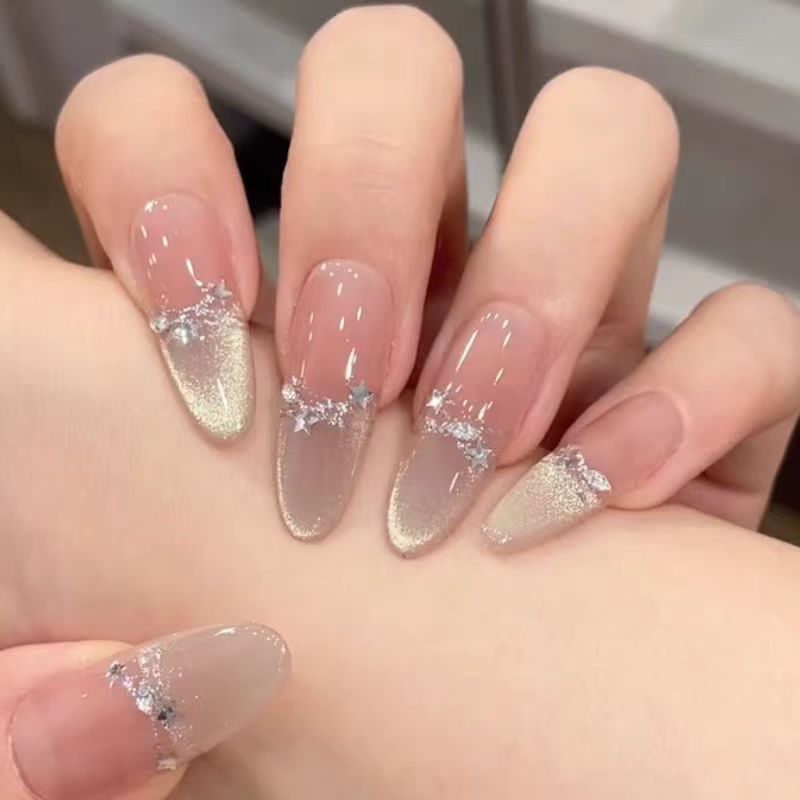 Nail Art Design Bowlift