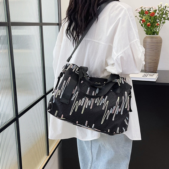 Chic Textured Travel Duffle Bag Bowlift