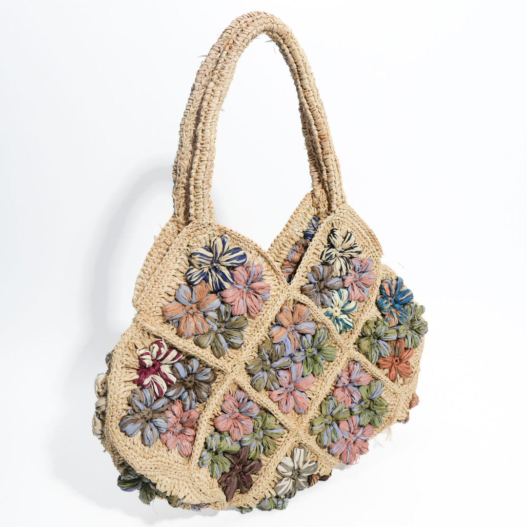 Handcrafted crossbody bag with floral decorative embroidery Bowlift
