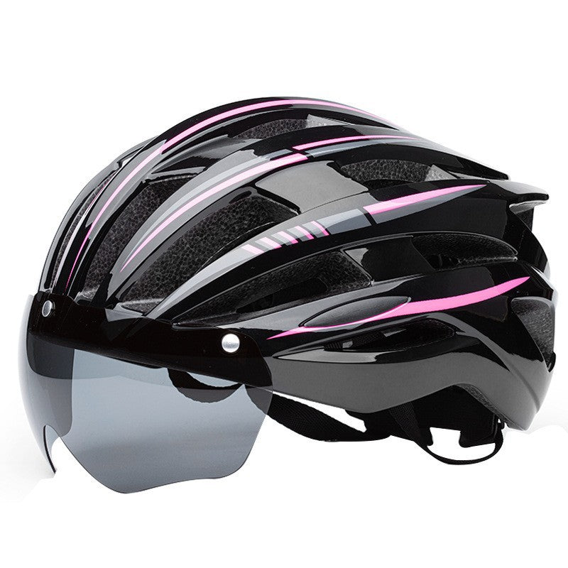 Road bike helmet with visor-friendly design and excellent ventilation Bowlift