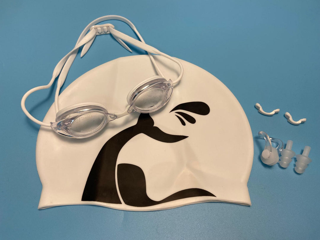 Swimming goggles with adjustable head strap and comfort nose piece Bowlift