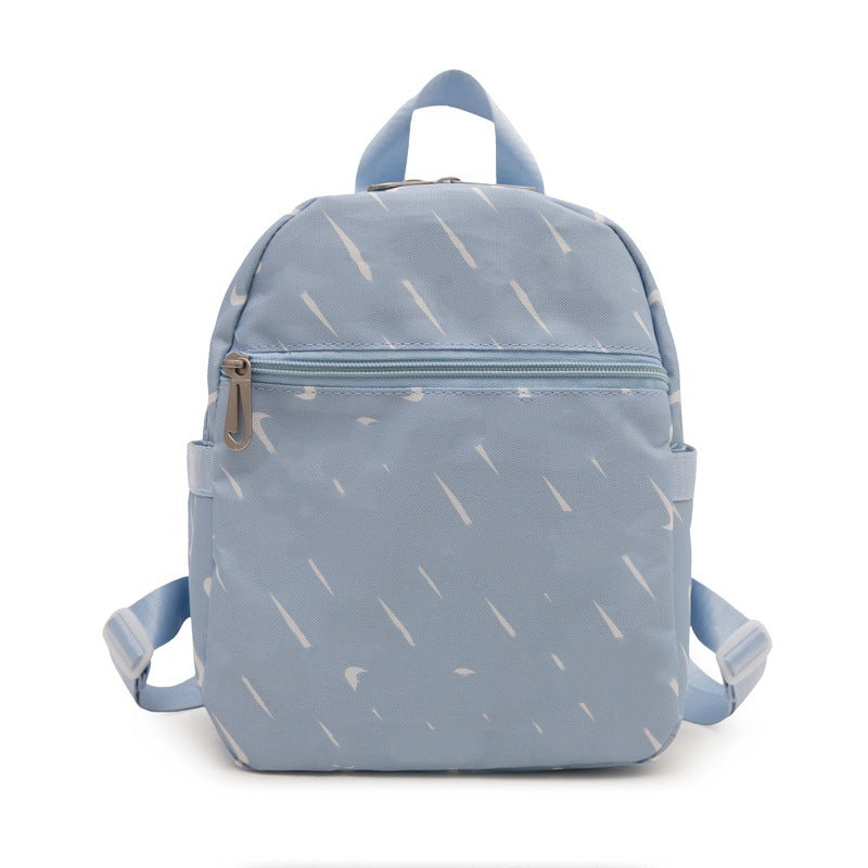 Smaller everyday backpack with practical outer pockets Bowlift