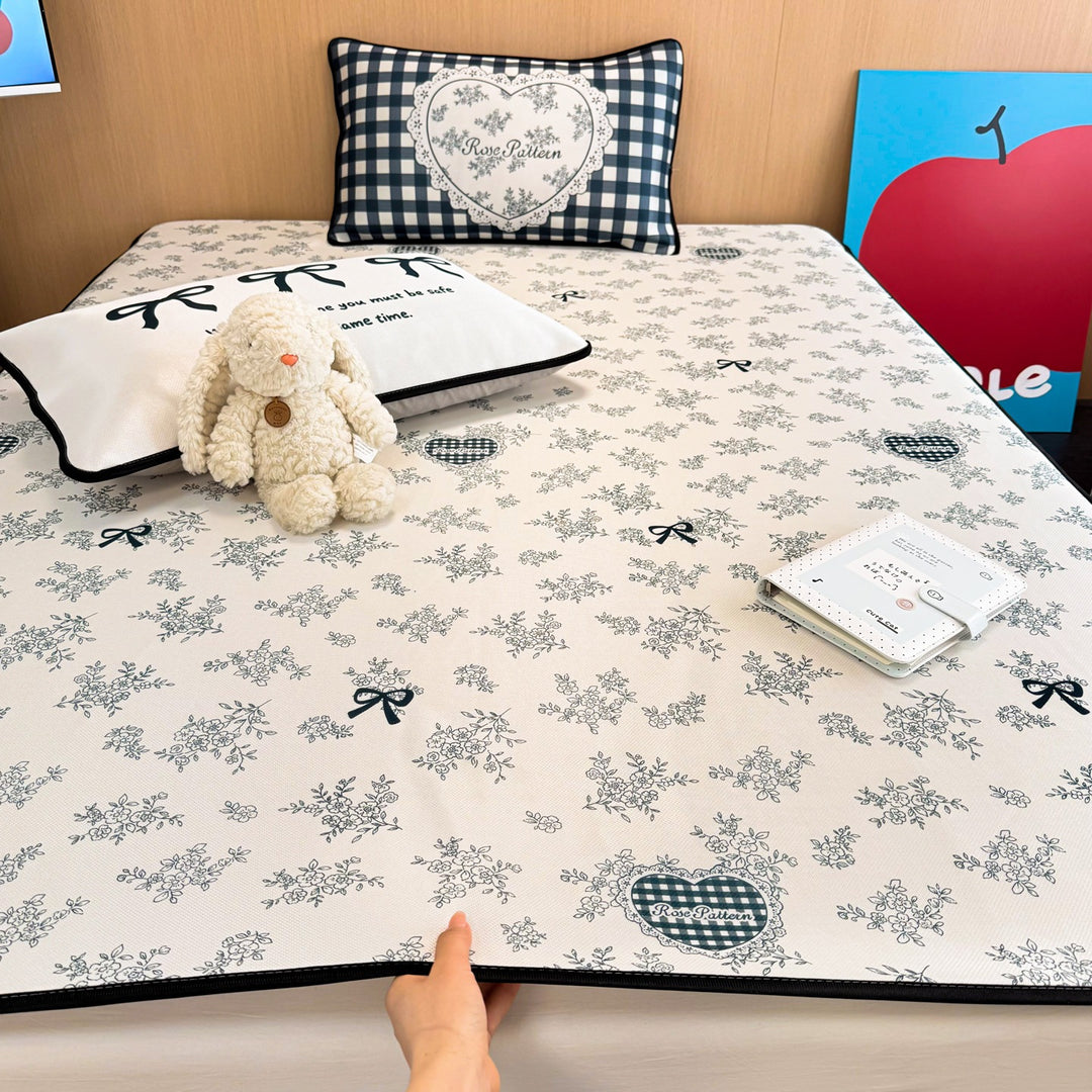 Cartoon Themed Bedspread Set