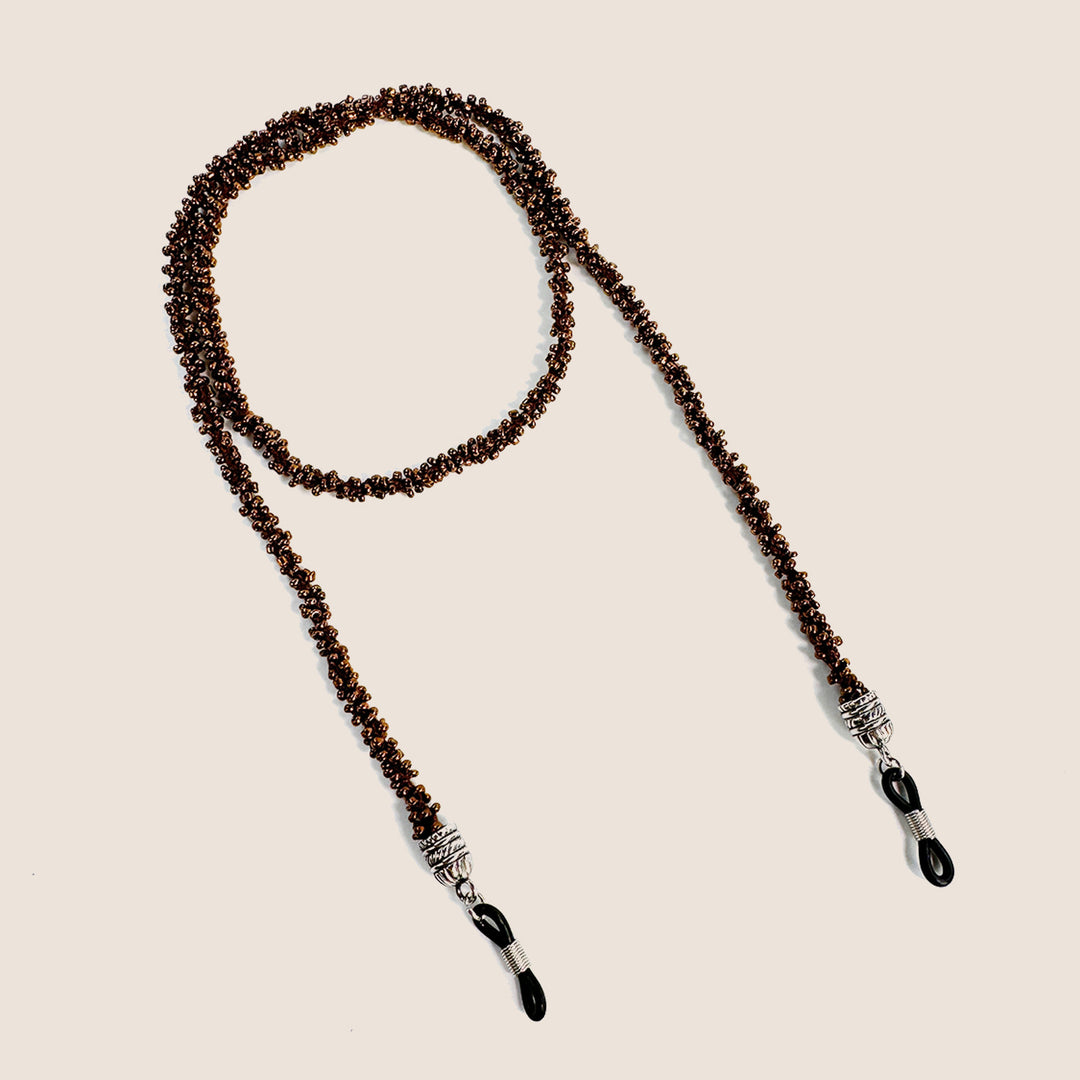 Elegant Beaded Eyewear Chain Bowlift