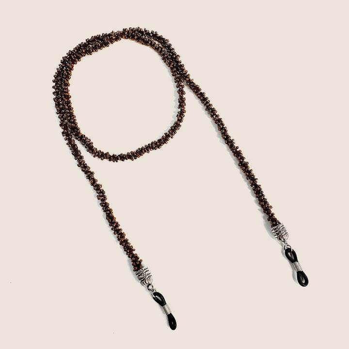 Elegant Beaded Eyewear Chain Bowlift