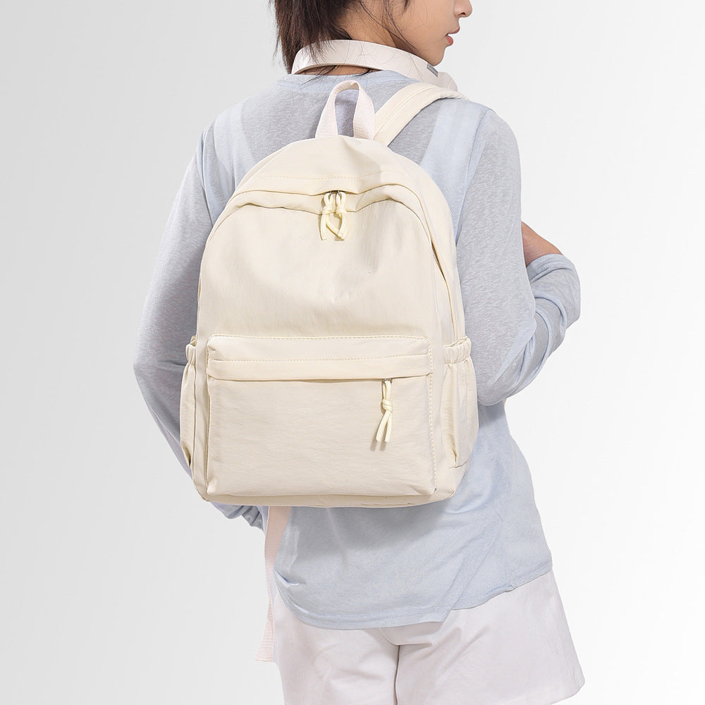 Lightweight Everyday Backpack Bowlift