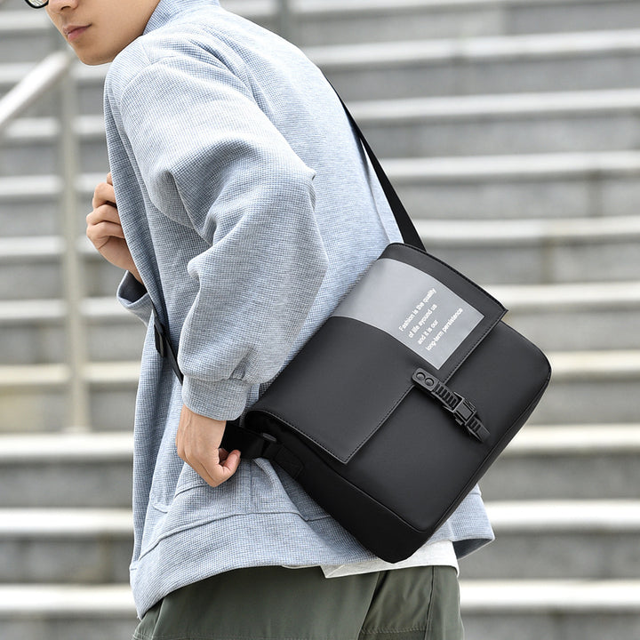 Stylish Waterproof Messenger Bag Bowlift