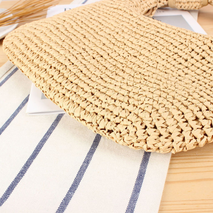 Handmade fashionable shoulder bag made of woven natural material Bowlift