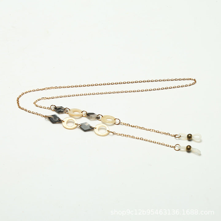 Elegant Chain Necklace Bowlift