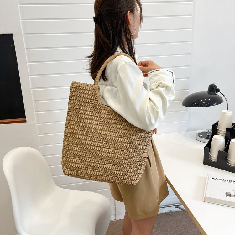 Casual Macrame Beach Bag Bowlift