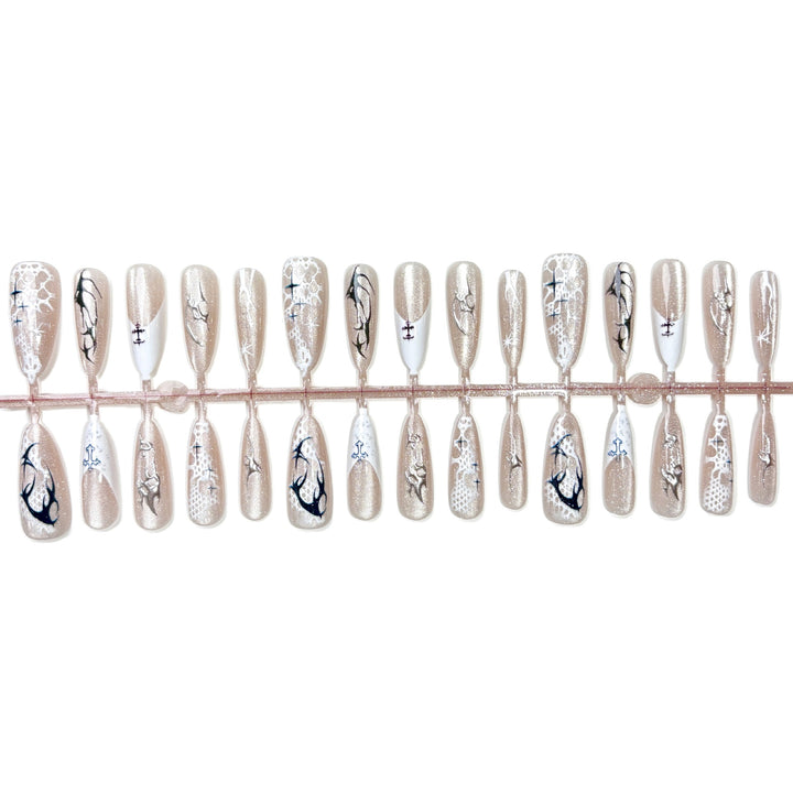 Elegant Ornate Press-On Nail Set