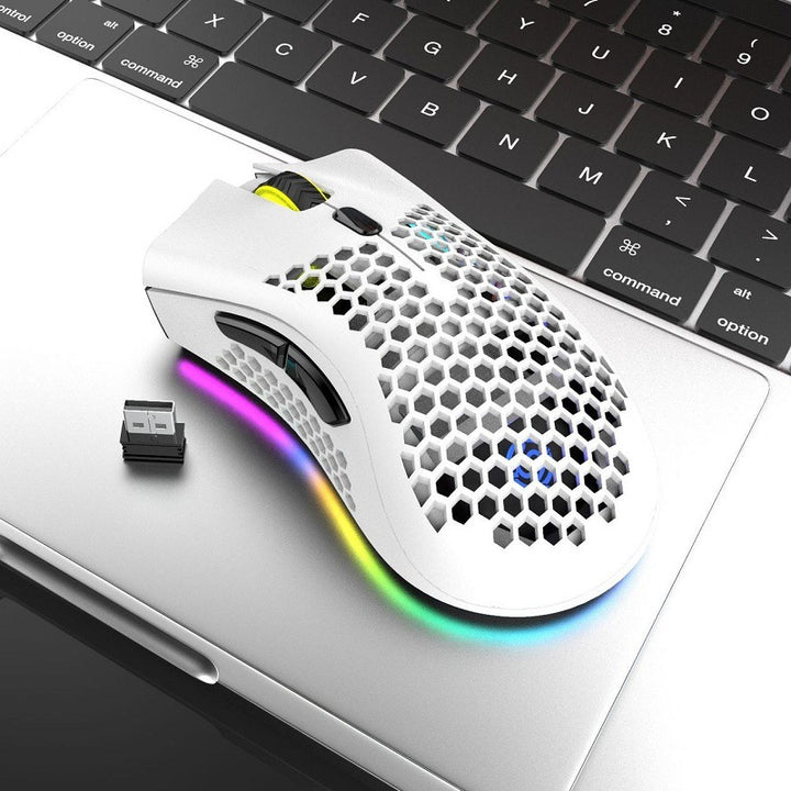 Ergonomic Gaming Mouse with Fast-Response Sensor System and Rgb Lighting Bowlift
