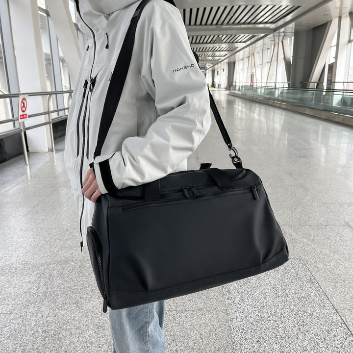 Versatile Weekend Duffel Bag with Multiple Pockets Bowlift